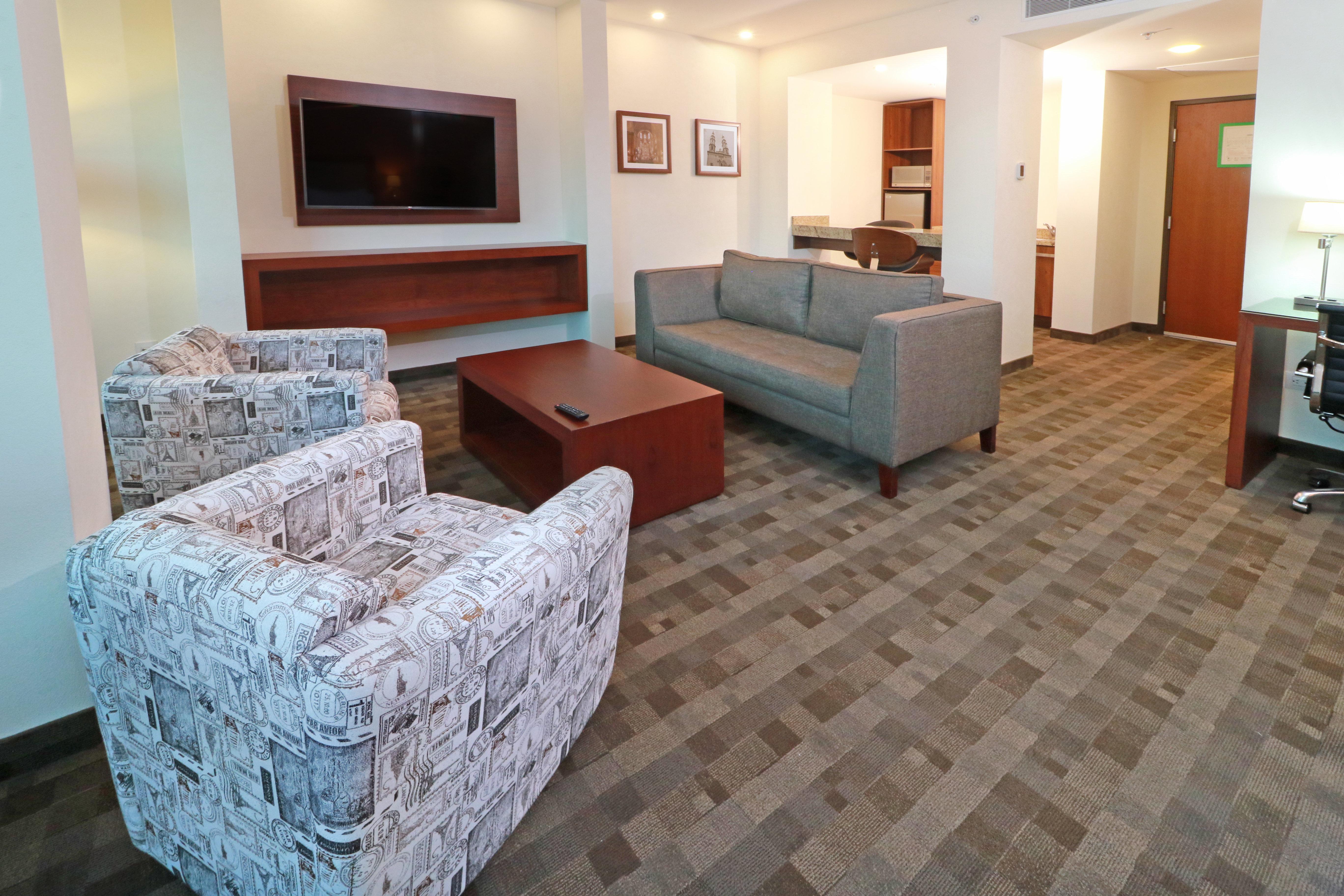 Holiday Inn & Suites Plaza Mayor By Ihg León Dış mekan fotoğraf