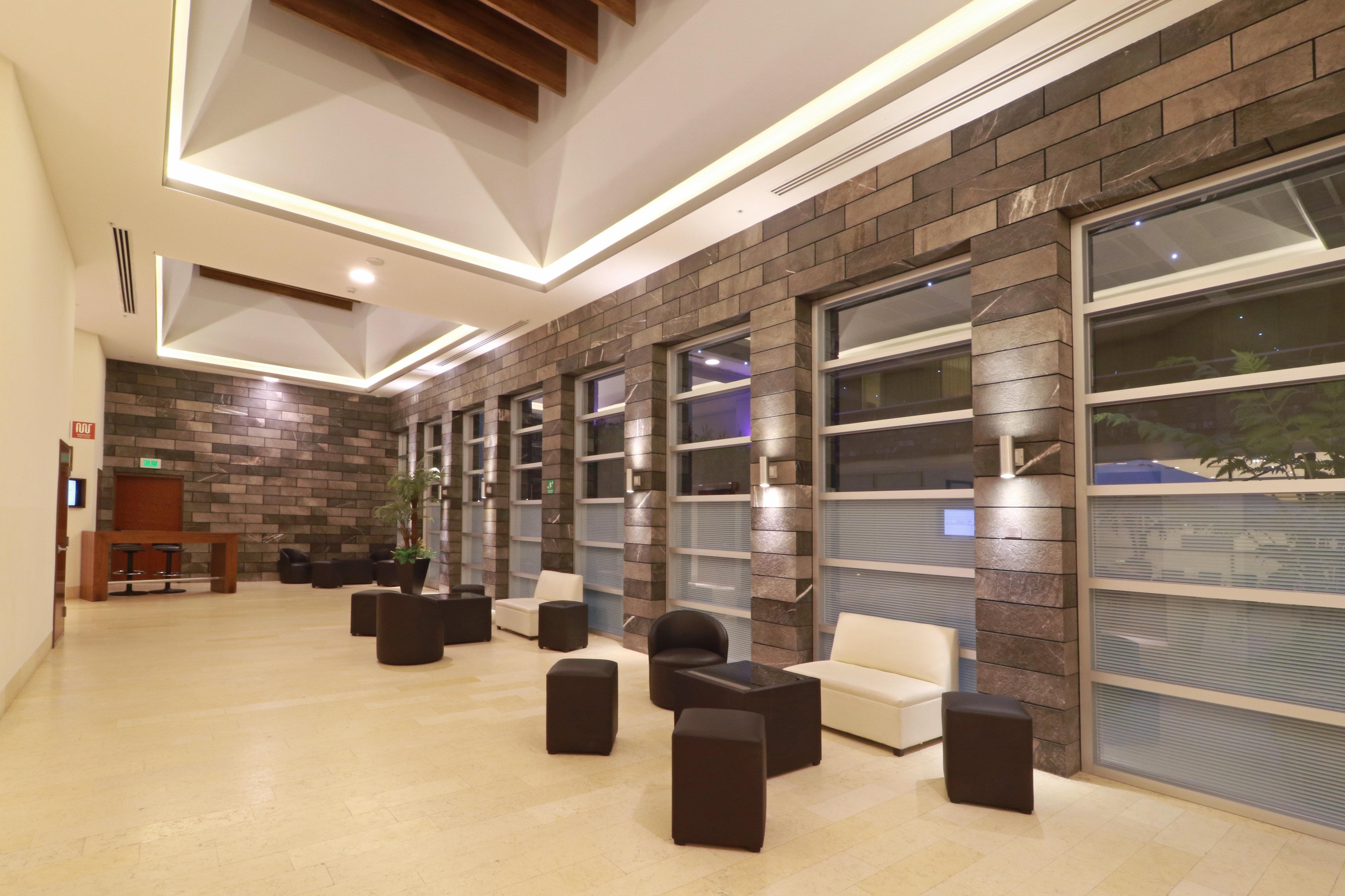 Holiday Inn & Suites Plaza Mayor By Ihg León Dış mekan fotoğraf