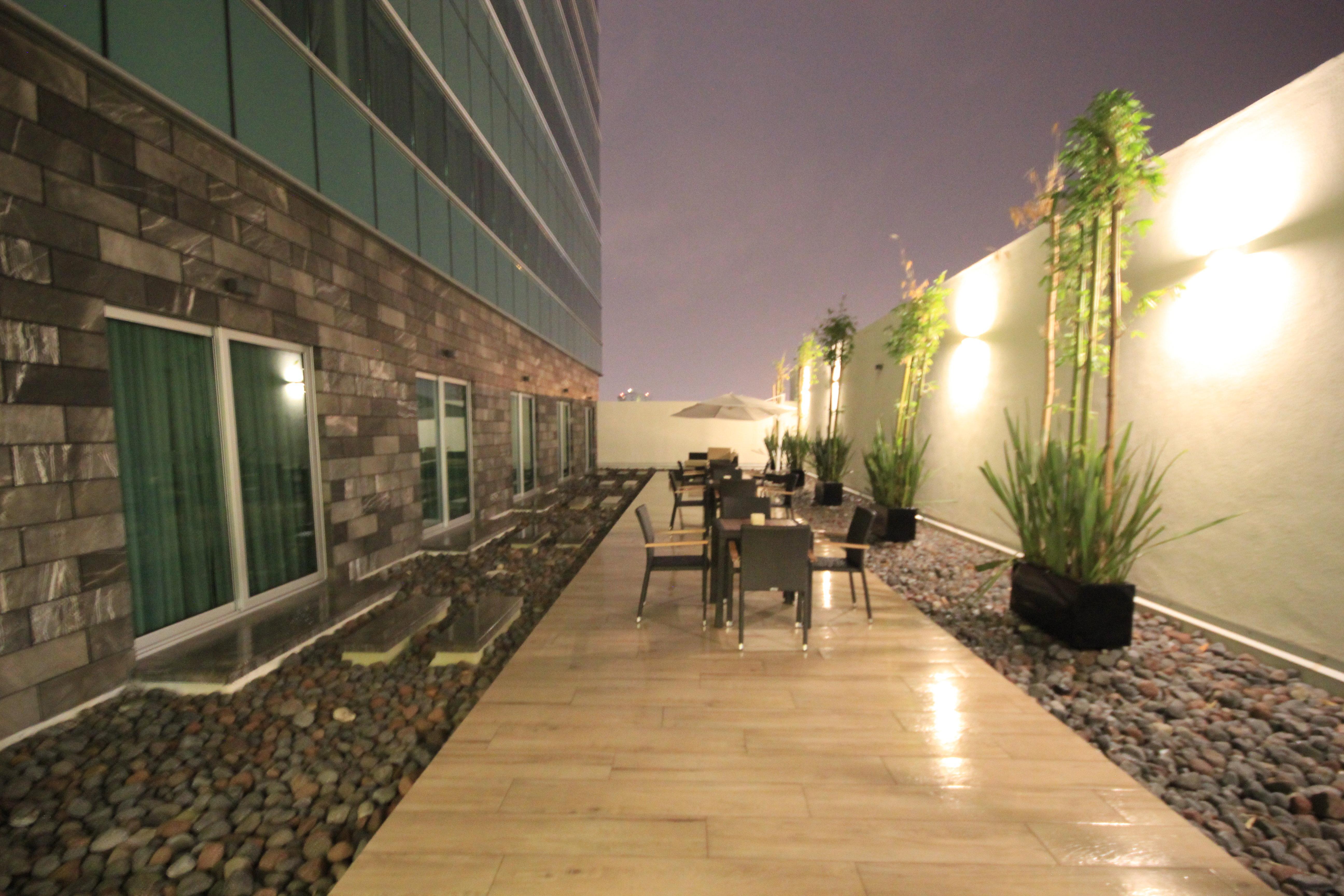 Holiday Inn & Suites Plaza Mayor By Ihg León Dış mekan fotoğraf