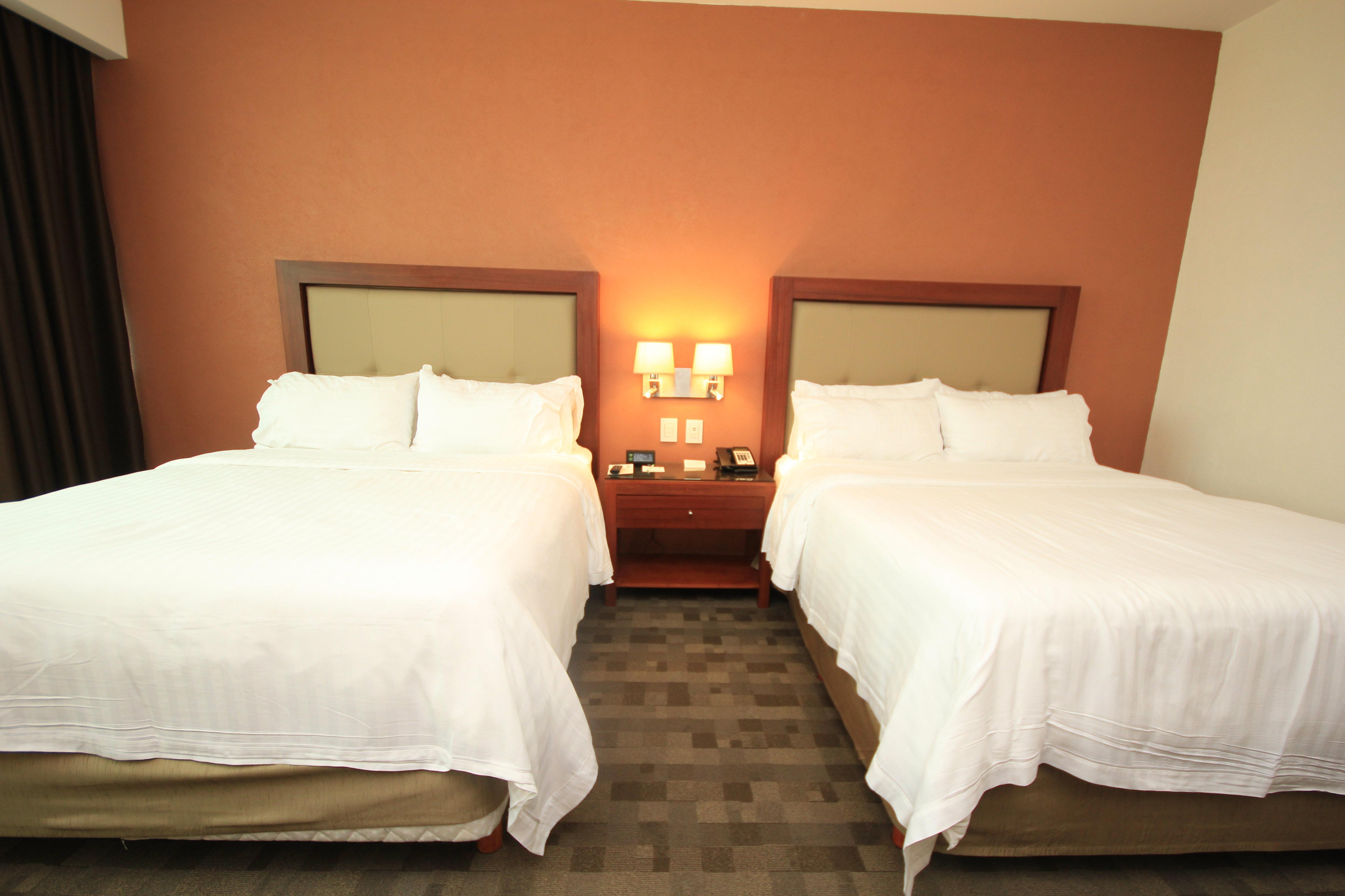 Holiday Inn & Suites Plaza Mayor By Ihg León Dış mekan fotoğraf